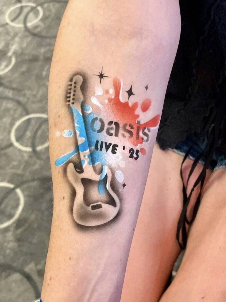 Airbrush tattoo Oasis Concert at London Wembley Stadium