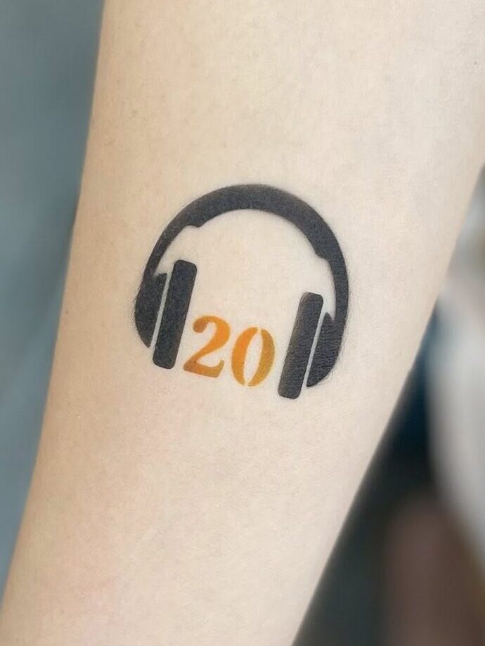 airbrush tattoo at audible london corporate event